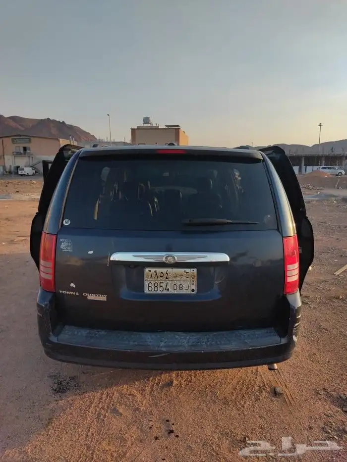 ارغب البدل بسياره صغيره 0