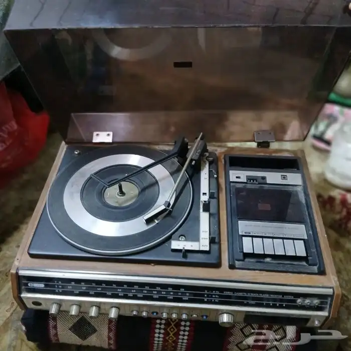 مسجل تراثي قديم نظيف جدا 0