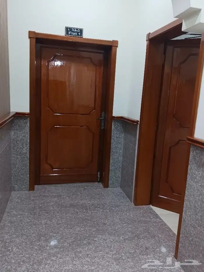 عماره للبيع بالكامل او شقق تمليك 4