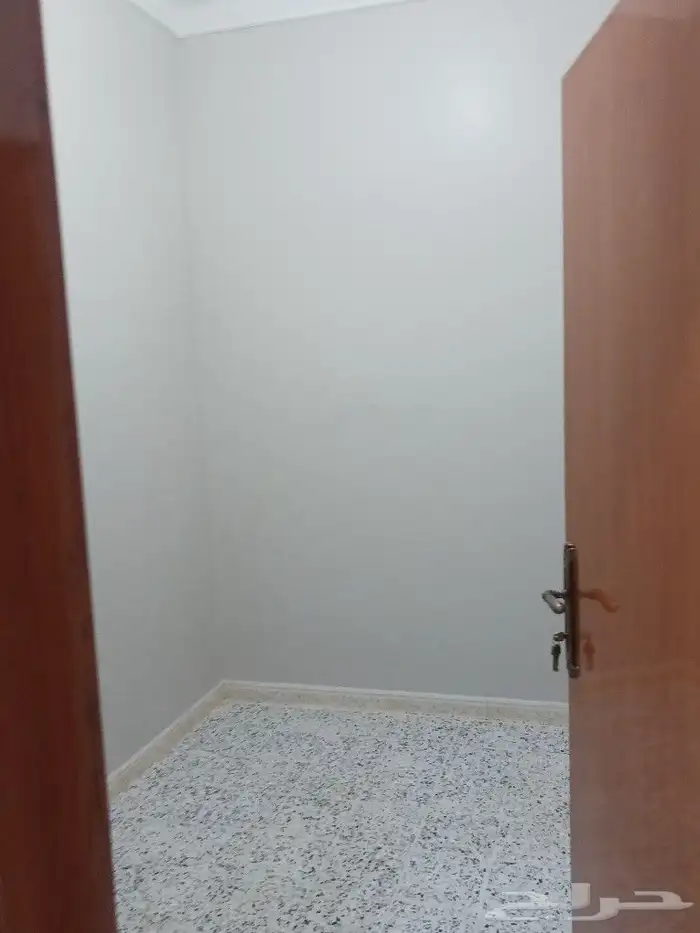 عماره للبيع بالكامل او شقق تمليك 7