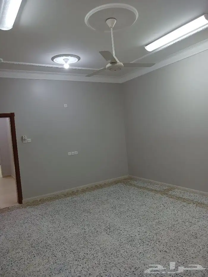 عماره للبيع بالكامل او شقق تمليك 8