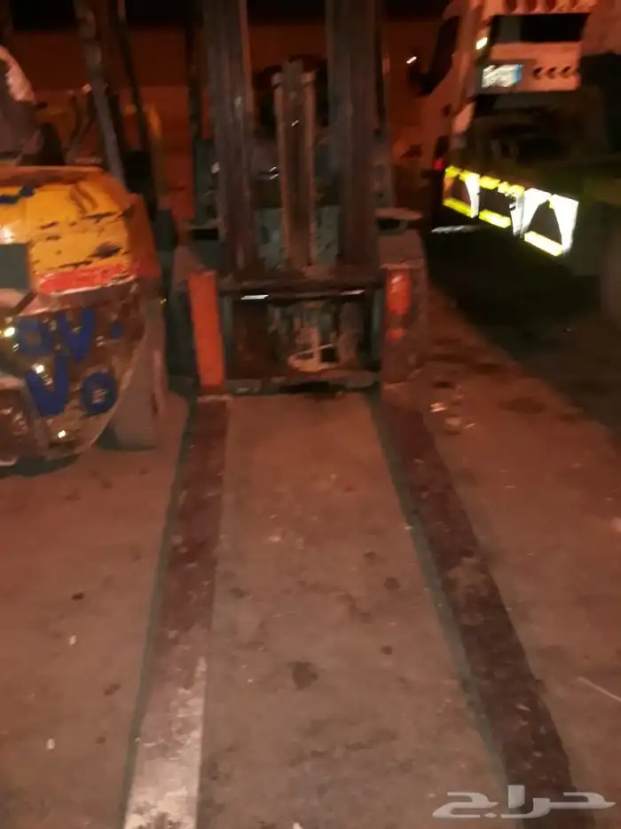 تاجير رافعه شوكيه سكينه فوركلفت للايجار 6