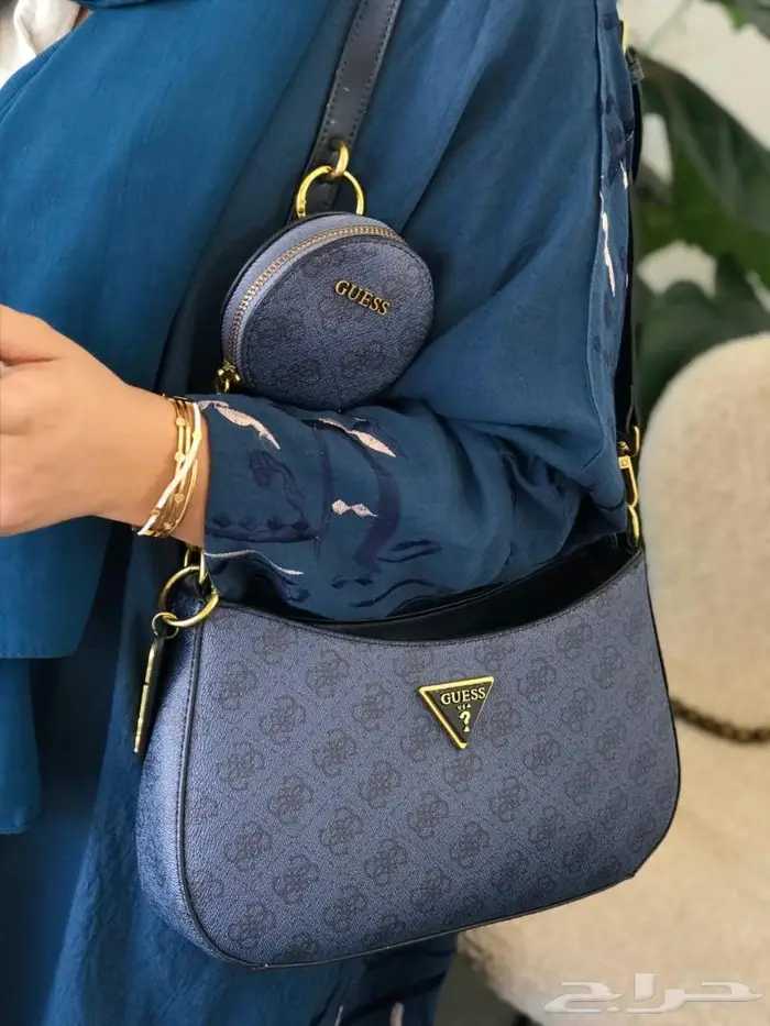 اكبر مجموعة شنط ماركة قيس جيس العالمية نفس اصلي درجة عاليه 41