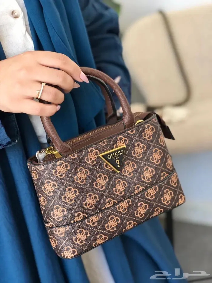 اكبر مجموعة شنط ماركة قيس جيس العالمية نفس اصلي درجة عاليه 16