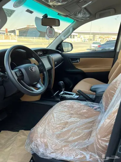 تويوتا فورشنر GX2 بنزين 4x4 موديل 2024 12