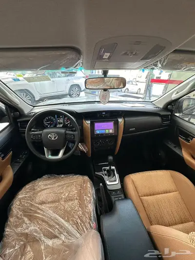تويوتا فورشنر GX2 بنزين 4x4 موديل 2024 10
