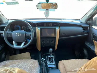تويوتا فورشنر GX2 بنزين 4x4 موديل 2024 5