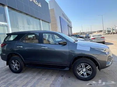 تويوتا فورشنر GX2 بنزين 4x4 موديل 2024 19