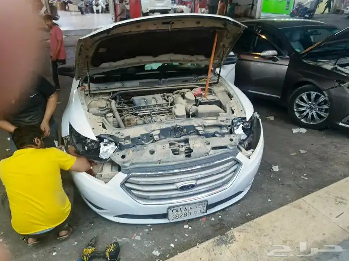 شمعات اسطبات زنون عدسات لمبات محولات بوري مثبت دش كام شاشات 3