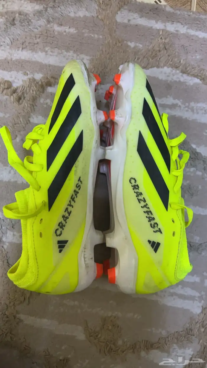 بوت اديداس 2