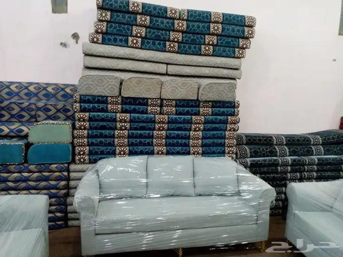 محل مفروشات 40