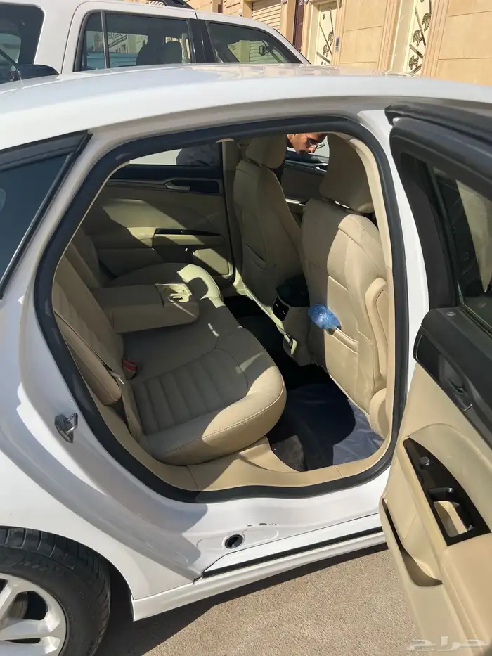 فورد فيوجن 2015 11