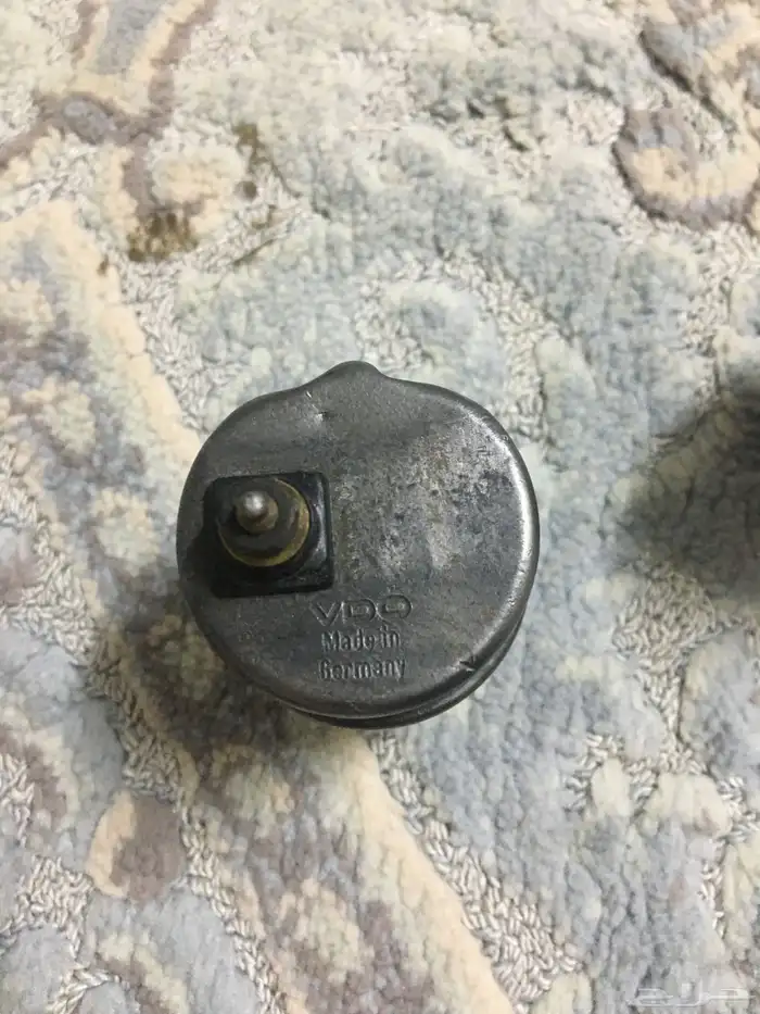 حساس زيت بوز وكاله مستعمل شرط شغال 1