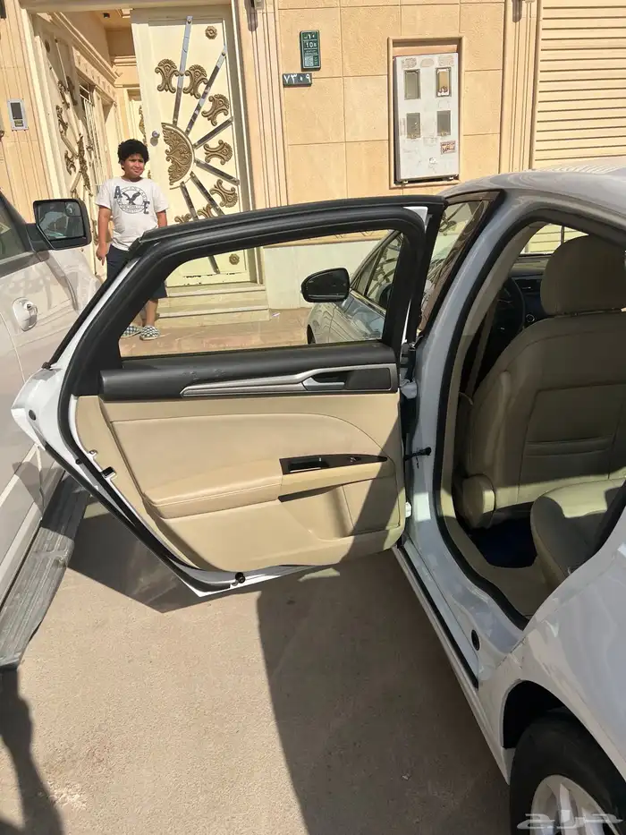 فورد فيوجن 2015 10