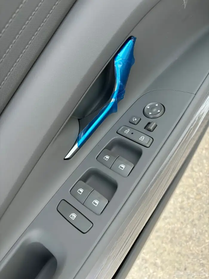 للبيع النترا 2025 فل كامل 4