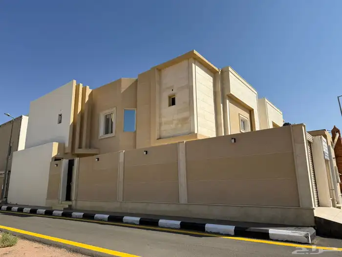 فيلا للبيع في مخطط مكه زاويه مساحة 350 م 1