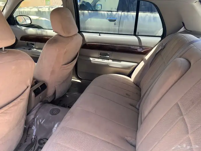 ماركيز سماوي2010 نظيف الموتر مجدد ومفحوص ممشاه تقريبا 257 0