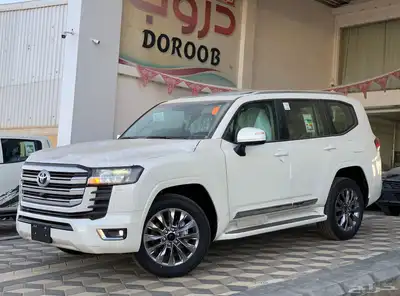 تويوتا لاندكروزر GXR 4بنزين 2024 0