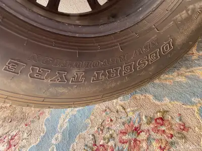 للبيع كفرات مالون مع جنوط trd 3