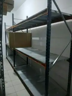 ارفف جديد مستعمله بقاله وتخزين 4