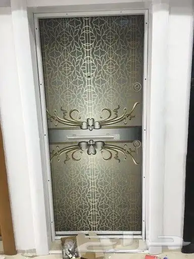 عدد 35 باب نظيفه جدا 10 ابواب جديده. و25 باب مستعمله ونظيفه 6