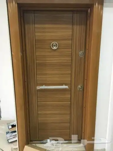 عدد 35 باب نظيفه جدا 10 ابواب جديده. و25 باب مستعمله ونظيفه 1