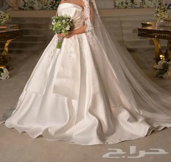 فستان زواج بيع عاجل 0