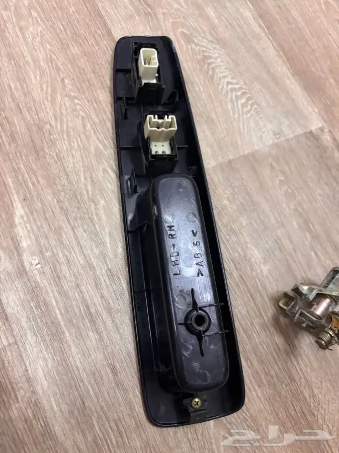 قطع غيار كامري من 2003-2006 4