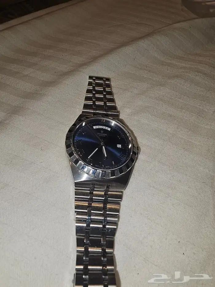 ساعة تودور 11