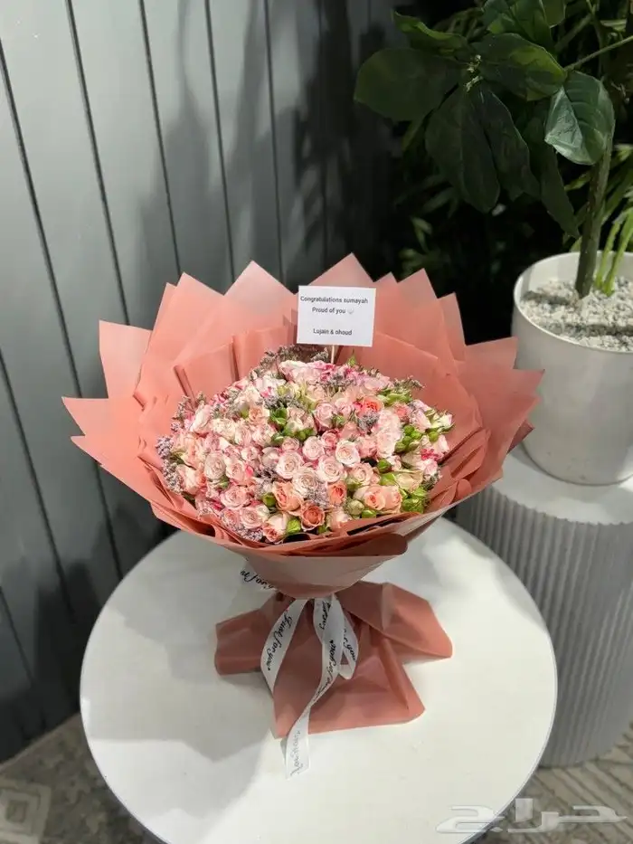 مندوب توصيل هدايا الرياض 4