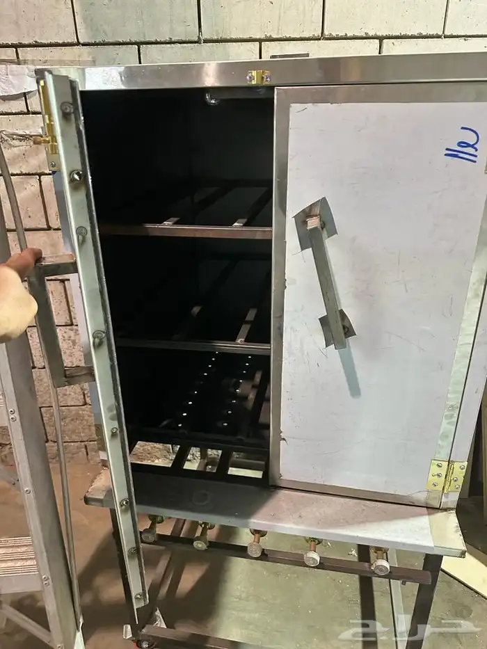 طاولات مطاعم 1