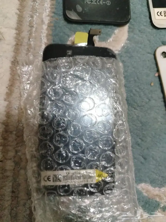 شاشه وكفر خلفي وجميع قطع ايفون 4 و 5 1