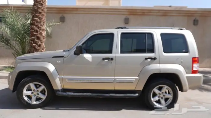 جيب ليبرتي 2011 10