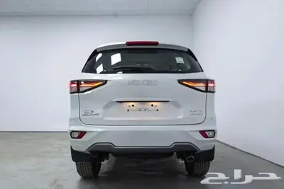 ايسوزو ام يو اكس 4X4 3.0 فل 2024 كاش او تقسيط 4