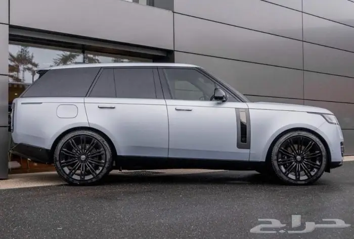 استأجر Range Rover Vogue V6 في دبي - RENT CARS IN DUBAI 2