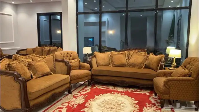 كنب نظيف جدا 0