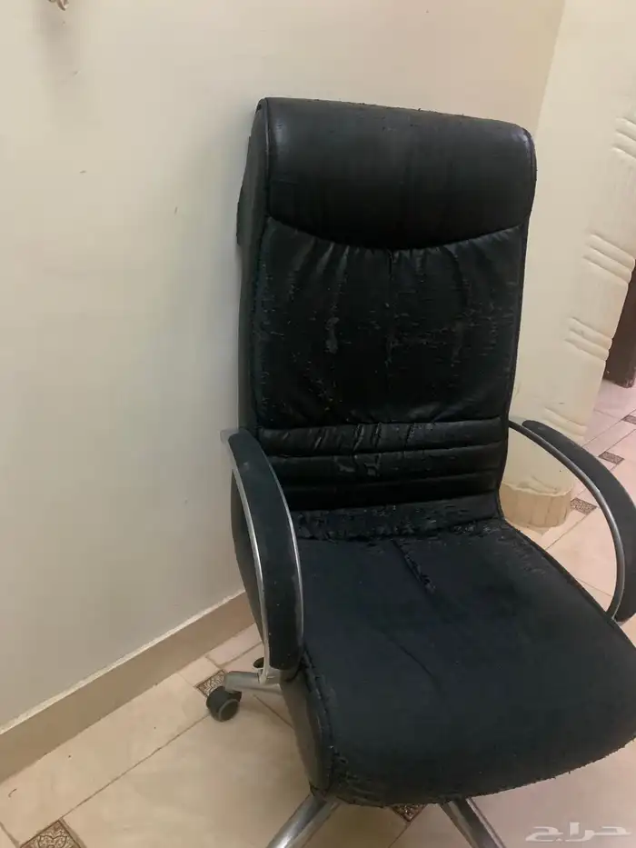 كرسي مستخدم 2