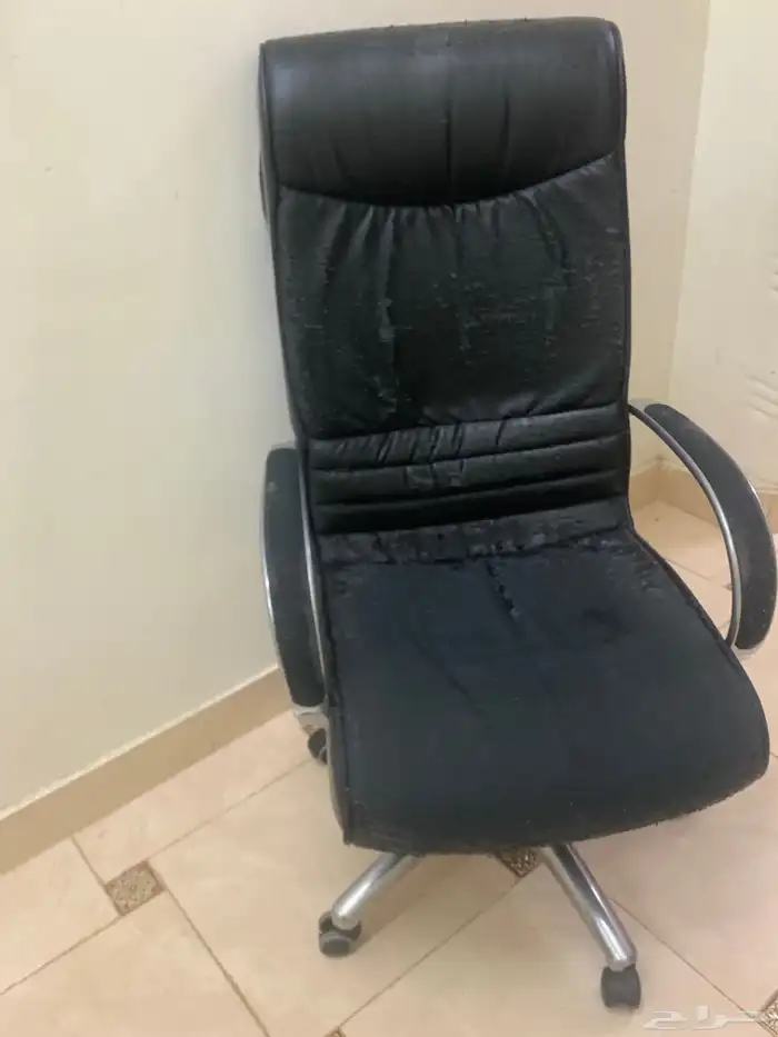 كرسي مستخدم 0