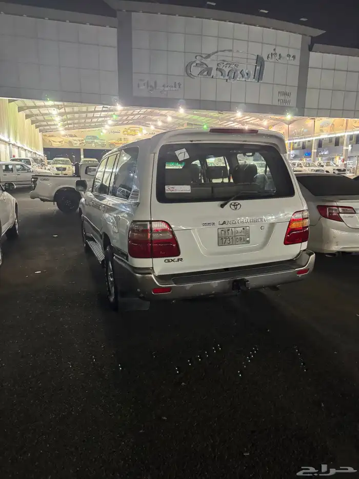 لاندكروزر جي اكس ار 2000 فل كامل جير اتوماتيك 6