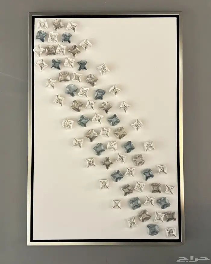 لوحات جدارية ومرايات 0