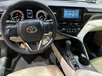تويوتا كامري LE بنزين استاندر 2024 13