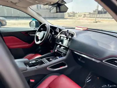 جاكوار F Pace موديل 2018 6
