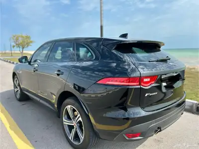 جاكوار F Pace موديل 2018 2