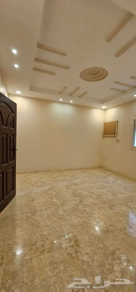 شقه تمليك حي الواحه عمرها ثمان سنوات من سكنت 2