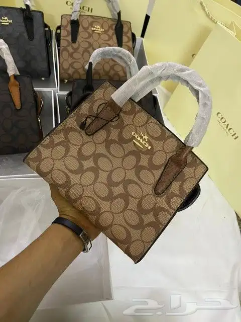 شنط ماركات جمله وتفرقه وبا اسعار مناسبه 7