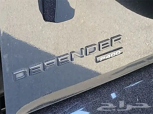 2022 Land Rover Defender 110 X-Dynamic SE 4