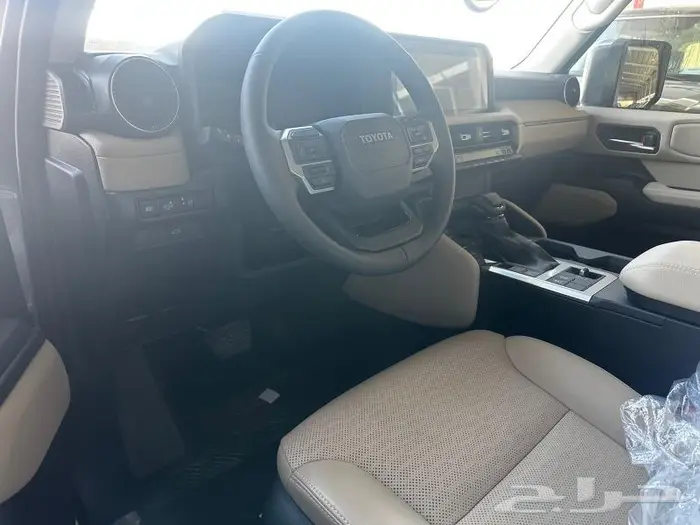 تويوتا برادو TXL3 رمادي 2025 17