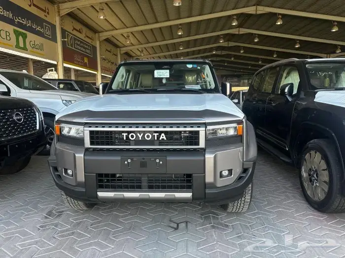 تويوتا برادو TXL3 رمادي 2025 15