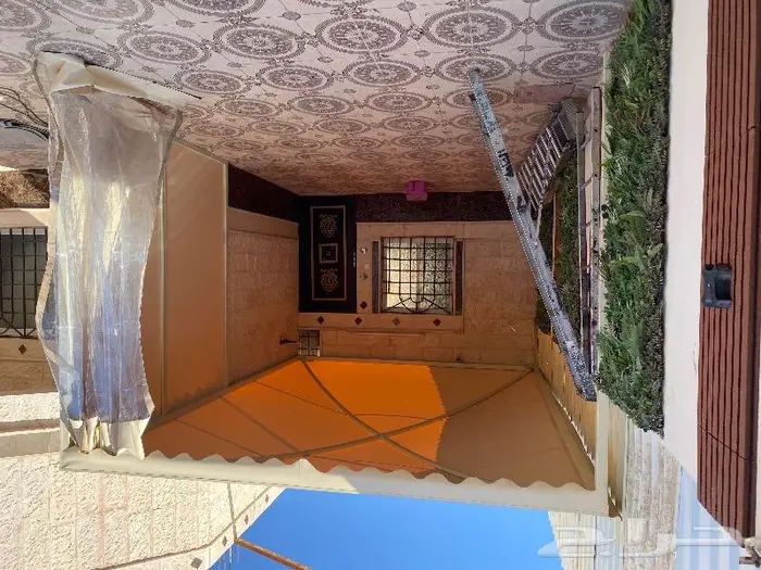 مظلات وسواتر سندويش بتل برجولات شكل خشبي مستودعات لكسان 10