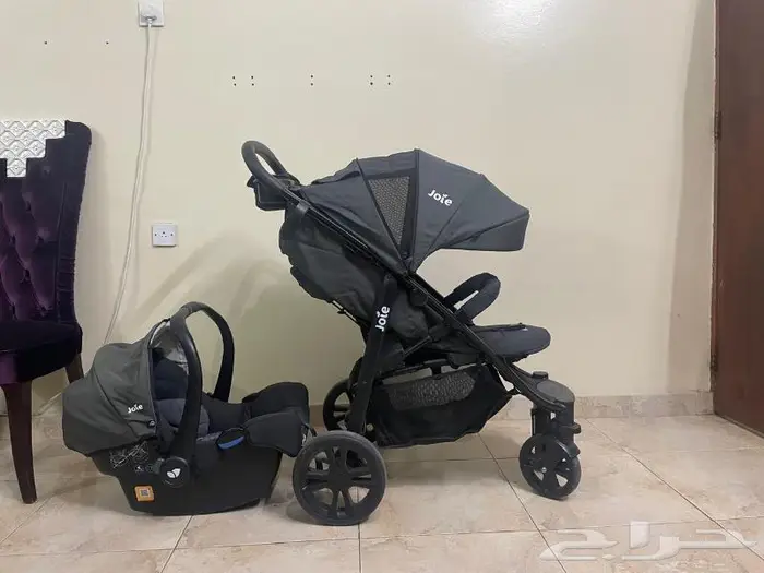 عربة اطفال مشاية بكامل اكسسواراتها 2